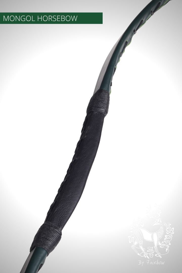 DER MONGOL: EIN RECURVE/REITERBOGEN 58 ZOLL, AUF LAGER