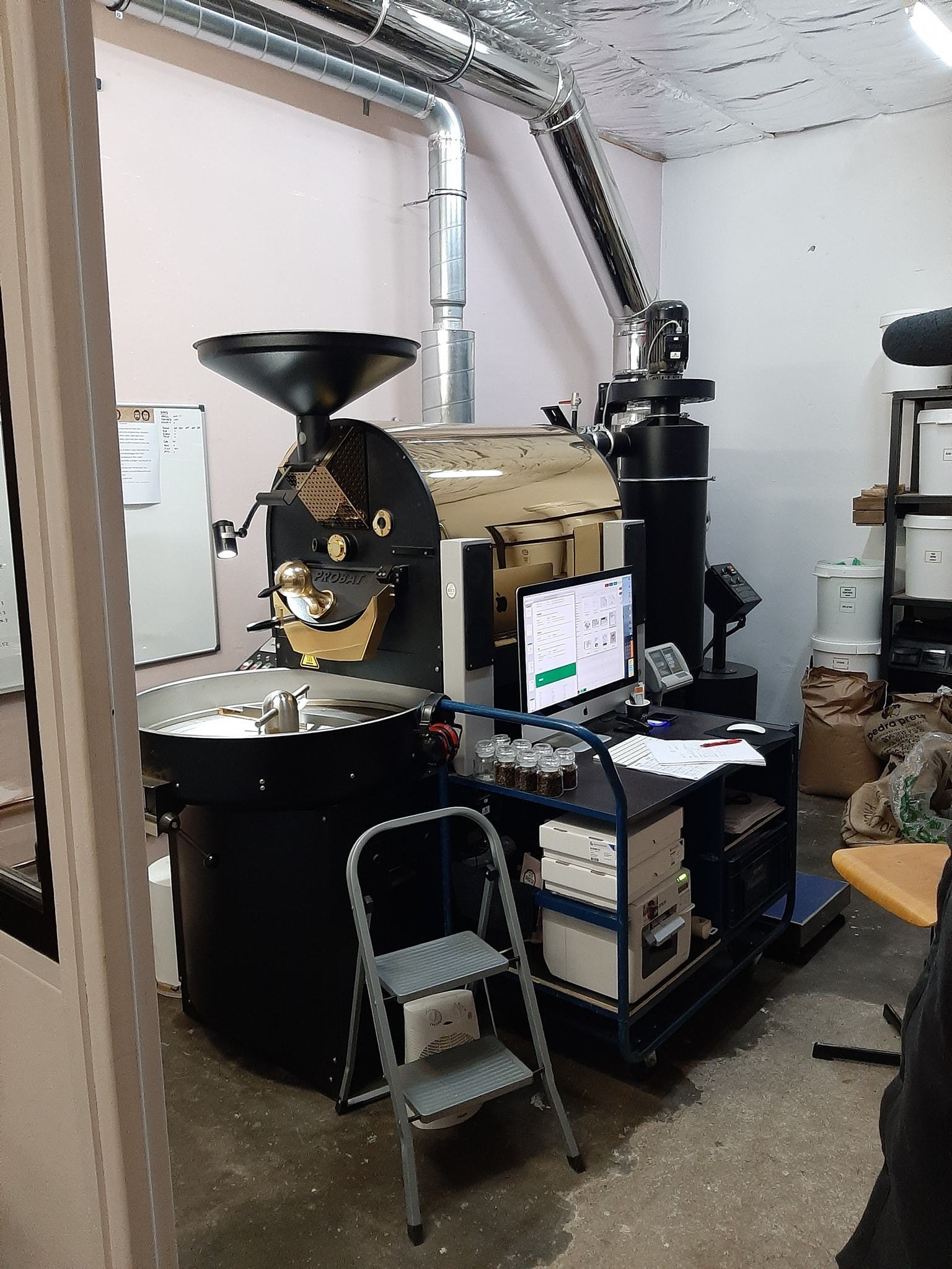 HUNTERS BREW GROUND OR WHOLE BEANS COFFEE SINGLE PERU ORIGIN-Coffee-Fairbow-Whole beans-Fairbow