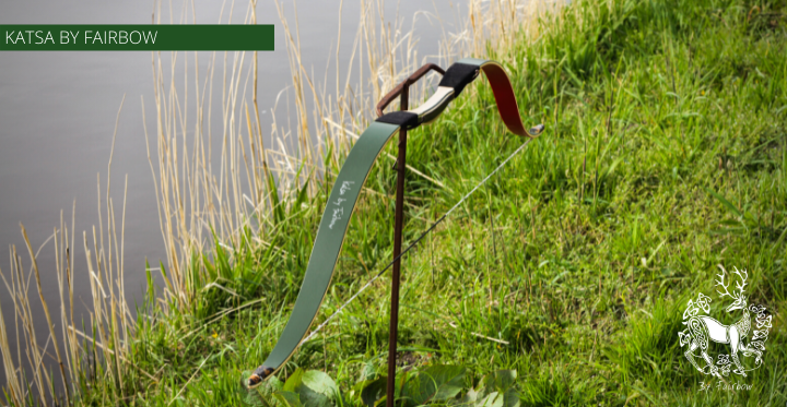 THE KATSA BOW, 64 LB, ROSEWOOD, RED "N GREEN, KIRINITE NOCKS-Bow-Fairbow-Fairbow