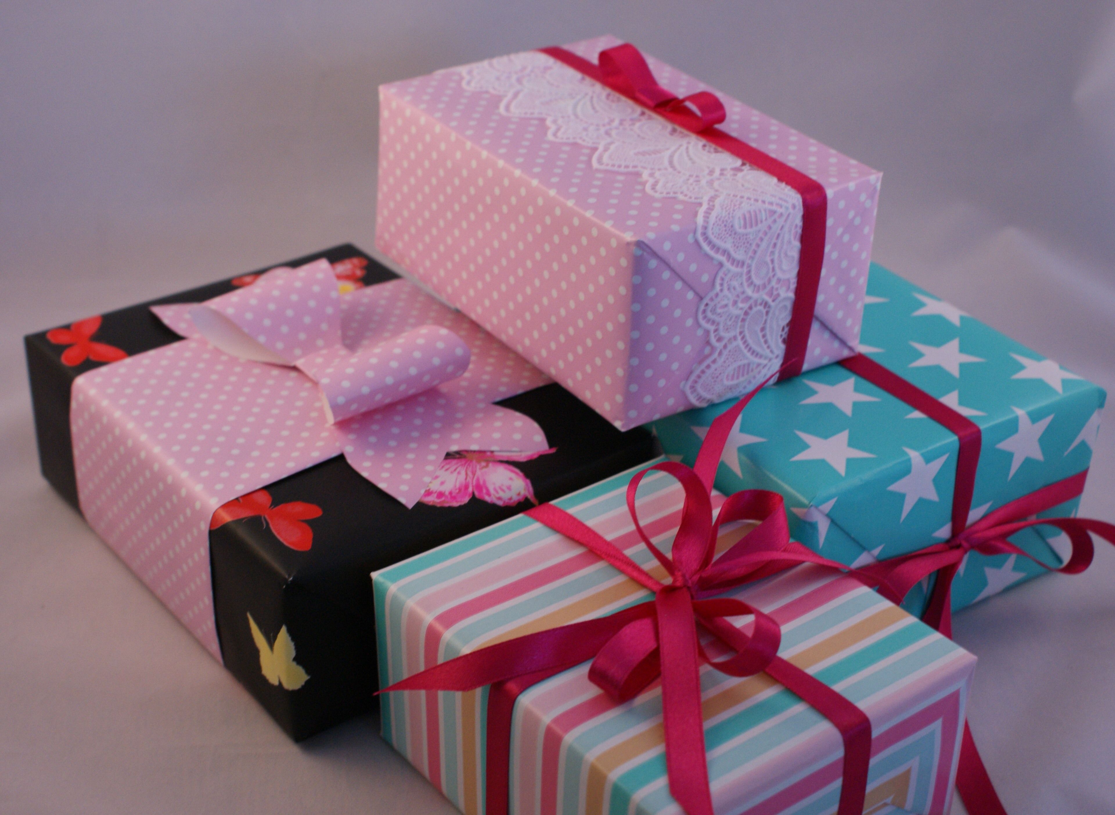 Send someone a Fairbow present, and we will wrap it as a gift for you!